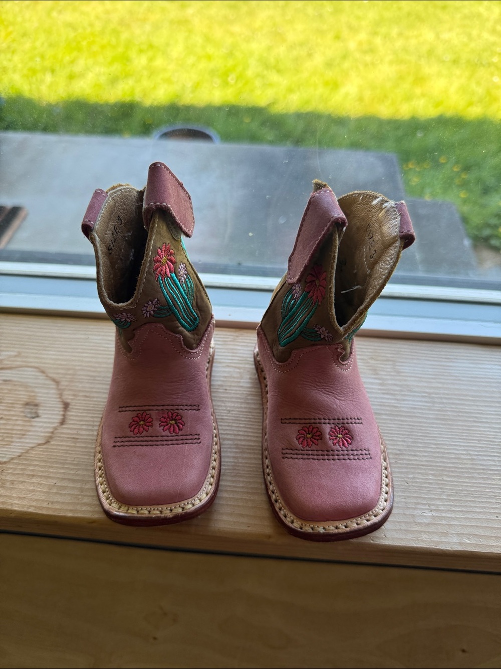 Roper Pink Girls Cowboy Boots with Cactus & Flower Embroidery